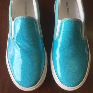 Old Navy Girl’s slip on shoes